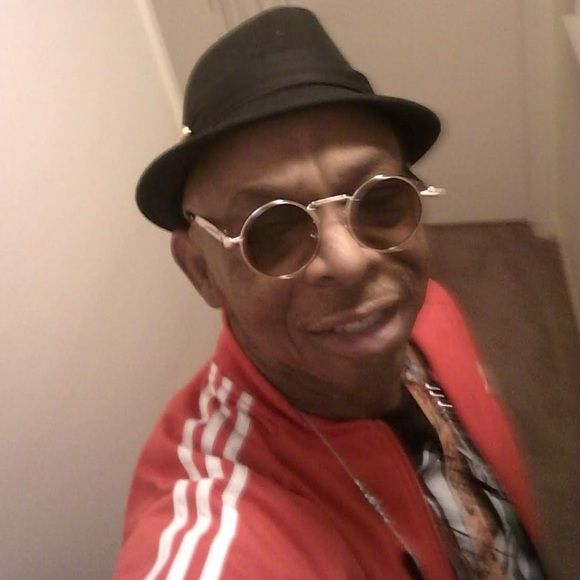 Meet your Posher, Andre - Picture 13 of 13